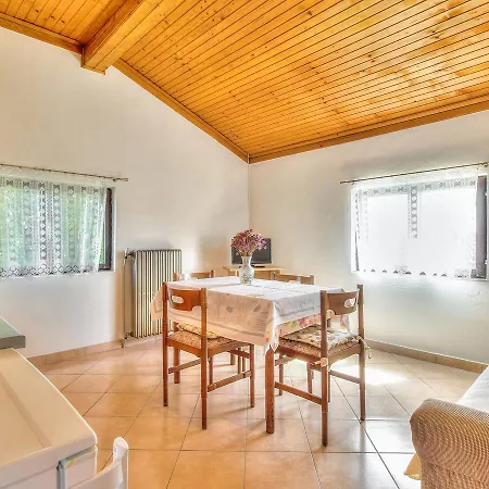 Affittacamere Paradinovic House With Zambratija (Istria)