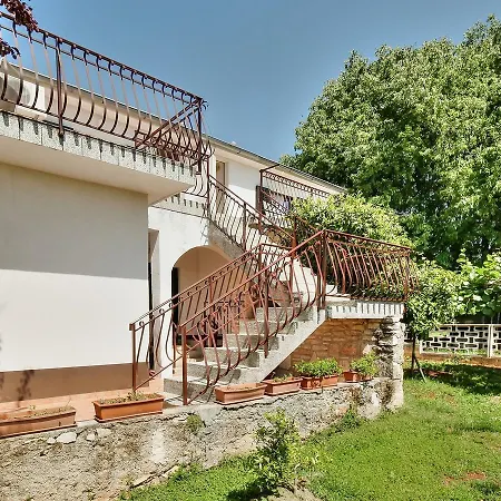Paradinovic House With Maison d'hôtes Zambratija (Istria)